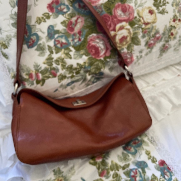 Danier handbag - Picture 1 of 3